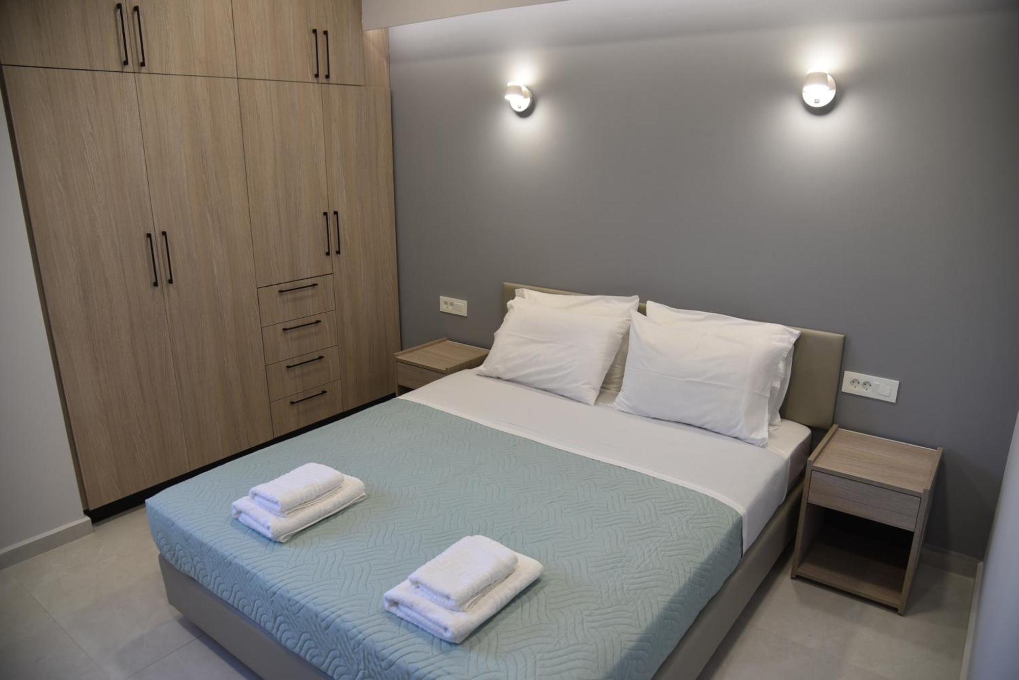 Pirgos Deluxe Apartment - Private Parking Кісамос Екстер'єр фото