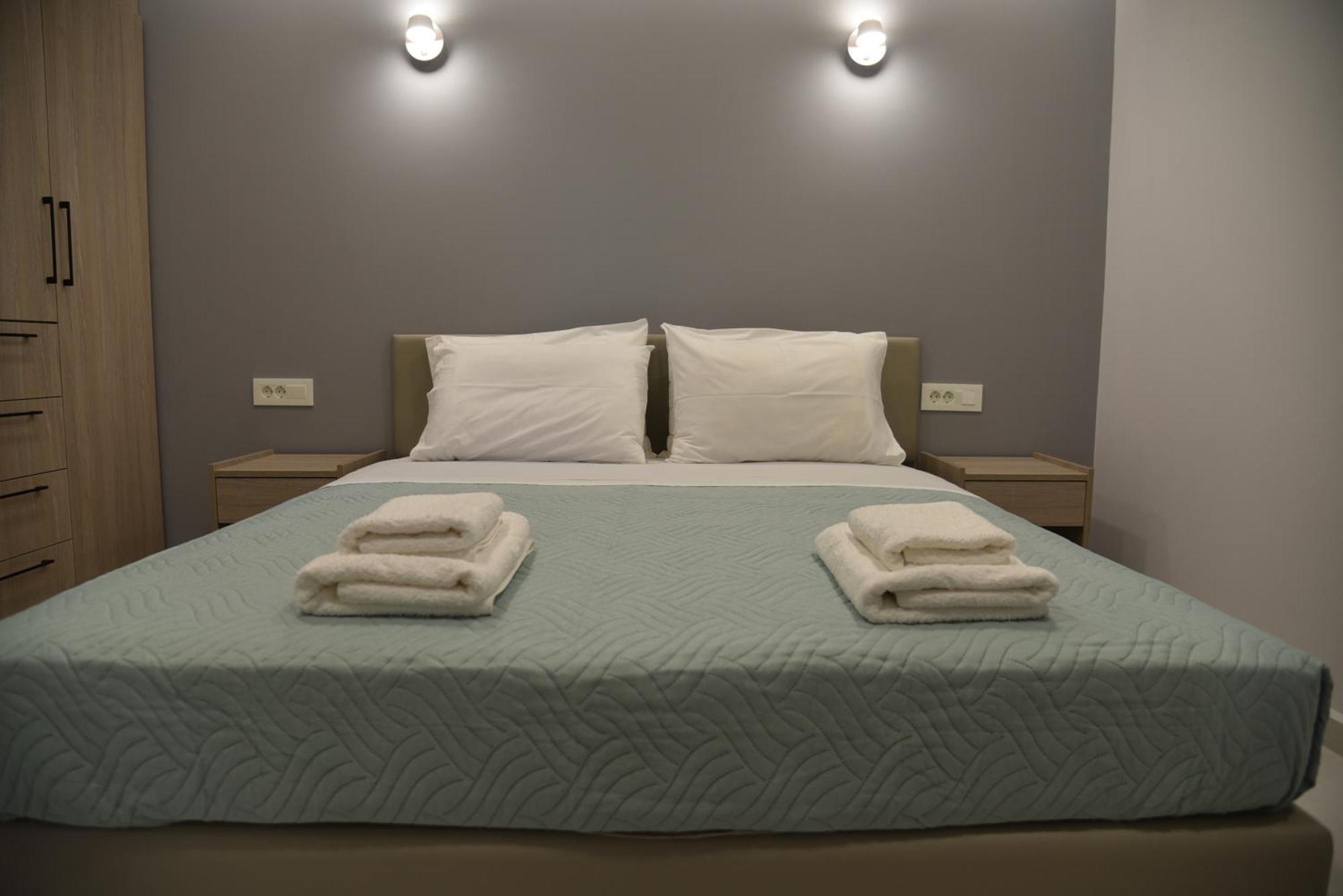 Pirgos Deluxe Apartment - Private Parking Кісамос Екстер'єр фото